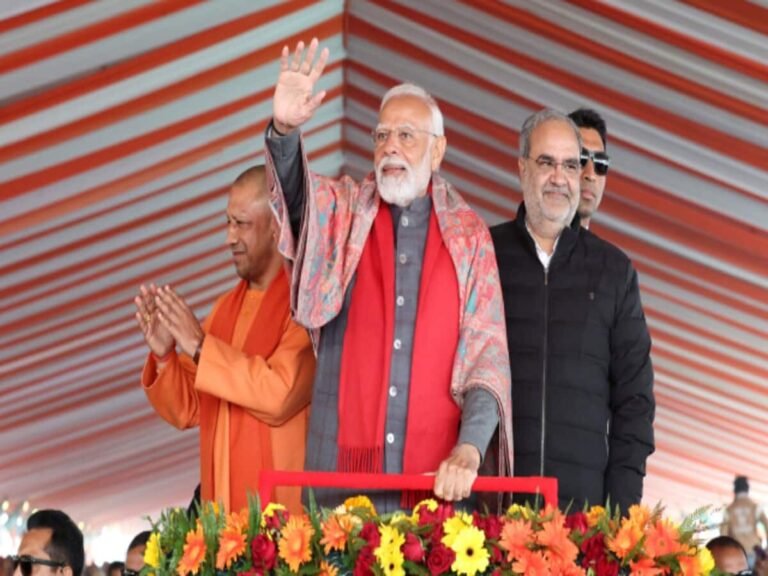 लोकसभा चुनाव सर्वे: UP में भाजपा की फिर से लहर, सपा को कितनी सीटें