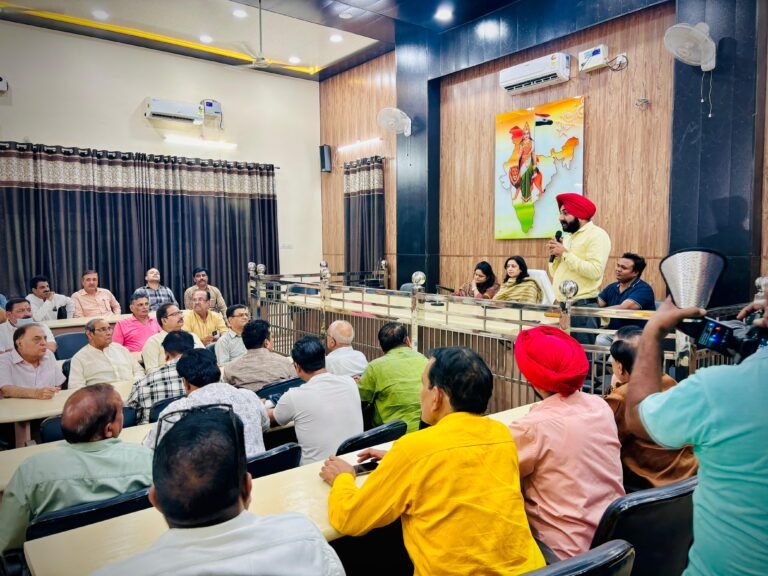 स्वच्छता सर्वेक्षण में शहर को दिलाएंगे उच्च स्थान: मीनाक्षी