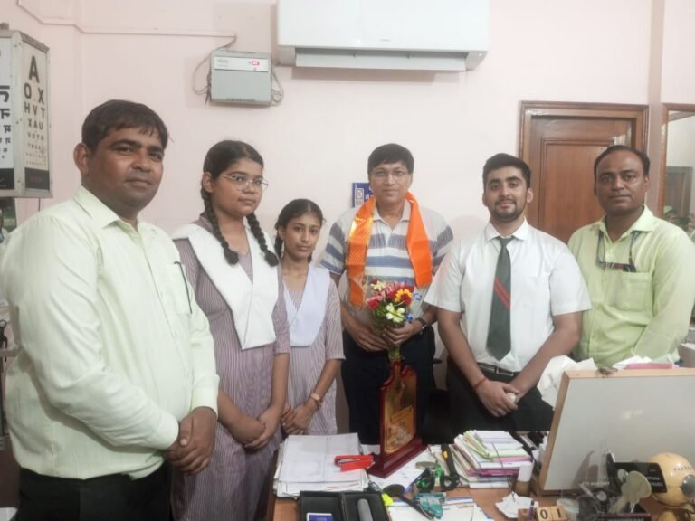 डीएस पब्लिक में डॉक्टर्स डे पर किया डॉक्टरों का अभिनंदन