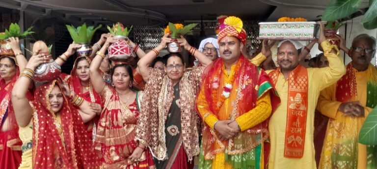 श्री लालद्वारा मंदिर प्रांगण में श्री शिव पुराण कथा का शुभारंभ
