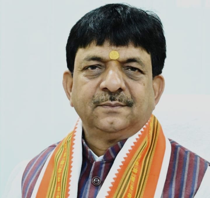 मुजफ्फरनगर से नोएडा को सीधी बस सेवा की उठी मांग मंत्री कपिल देव ने आरएम सहारनपुर को लिखा पत्र