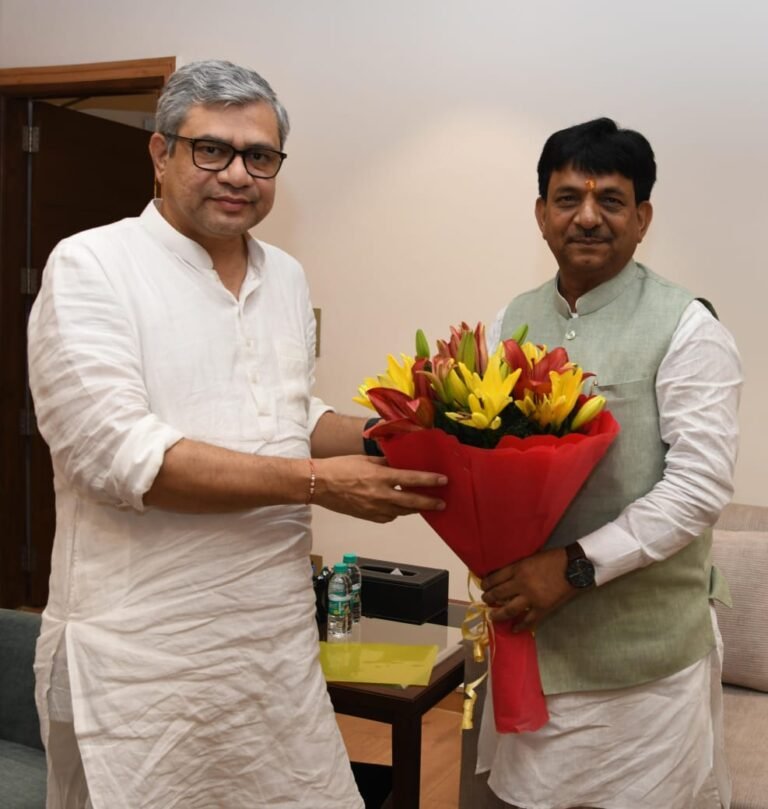 मुजफ्फरनगर से होकर चलेगी अब राज्यरानी और संगम एक्सप्रेस, नगर विधायक ने उठाई मांग