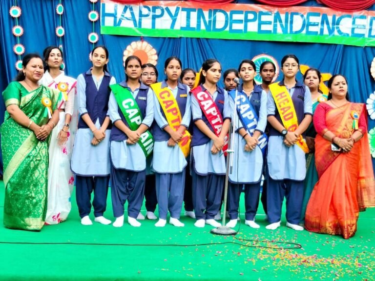 न्यू हाराइजन स्कूल में *78 वाँ स्वतंत्रता दिवस बहुत ही धूमधाम व हर्षोल्लास से मनाया