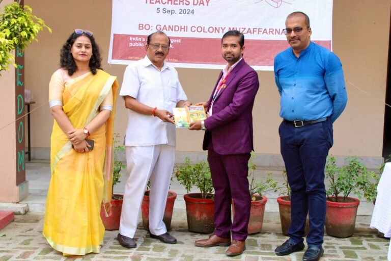 पी.आर.पब्लिक  स्कूल में उत्साह के साथ मनाया गया शिक्षक दिवस