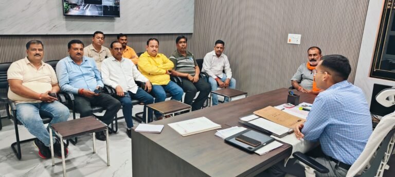 पुलिस अफसरों से मिला हिन्दू संघर्ष समिति का प्रतिनिधिमंडल