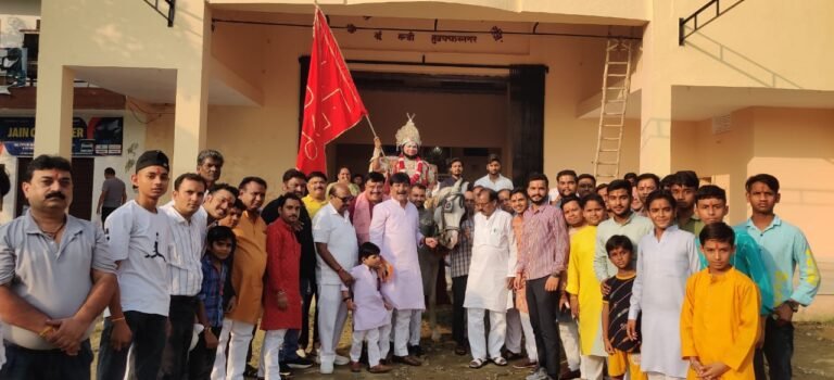 पटेलनगर से निकाली गई श्री रामलीला की ध्वज यात्रा