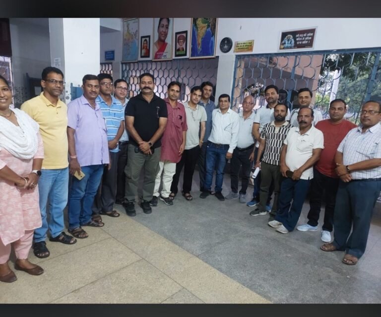 आज जीआईसी मैदान में एकत्र होंगे शिक्षक-कर्मी