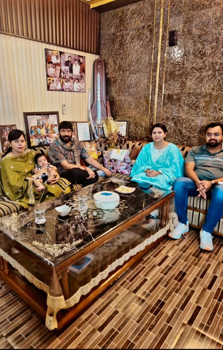 मशहूर सिंगर दिव्या त्यागी पहुंची मुजफ्फरनगर