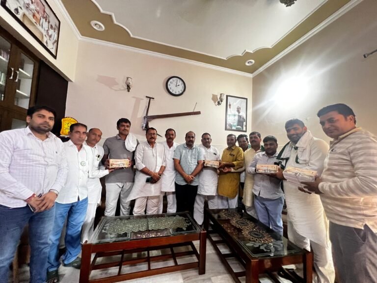 किसान नेता धर्मेन्द्र मलिक ने उठाया जनपद के प्रदूषण का मुद्दा