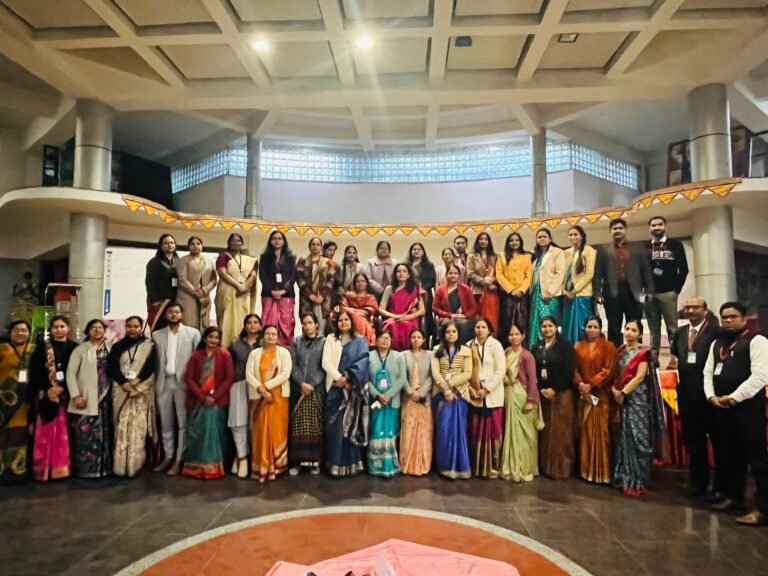 शारदेन स्कूल में एजुकेटिंग पैरेंट्स अबाउट एजुकेशन विषय पर कार्यक्रम संपन्न