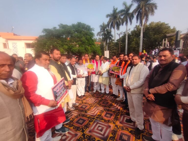 टाउनहाल मैदान में दिखाई दिया हिन्दू एकजुटता का सैलाब