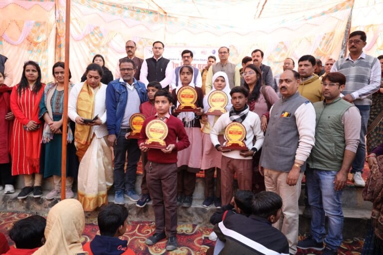 डायट में अव्यवस्थाओं का रहा विज्ञान प्रदर्शनी में बोलबाला