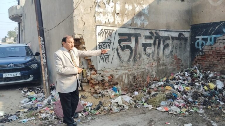 जैन इंटर कॉलेज प्रधानाचार्य ने की ईओ से शिकायत, न्याय की मांग