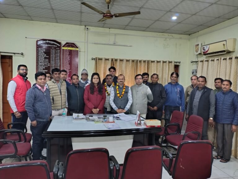 पालिका में बनी हैट्रिक बृजमोहन अध्यक्ष व सुनील वर्मा बने महामंत्री