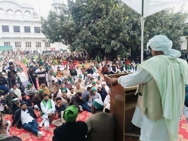 पूर्व प्रधानमंत्री के द्वारा बताए रास्ते पर चलना सच्ची श्रद्धांजलि: नरेश टिकैत