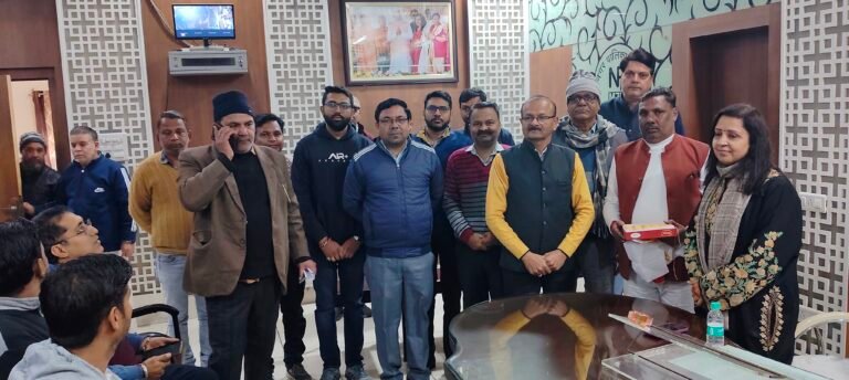 पालिका चेयरपर्सन से मिले नवनियुक्त संगठन पदाधिकारी