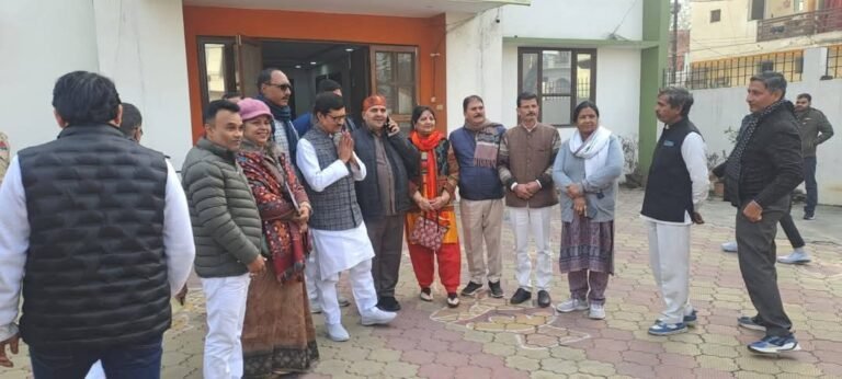 भाजपा जिलाध्यक्ष की दौड़ में 36 दिग्गजोें ने ठोंका दावा