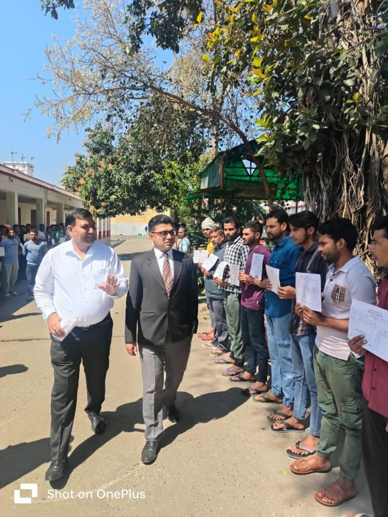 अपर जिला व सत्र न्यायधीश ने किया संप्रेक्षण गृह व जिला जेल का निरीक्षण