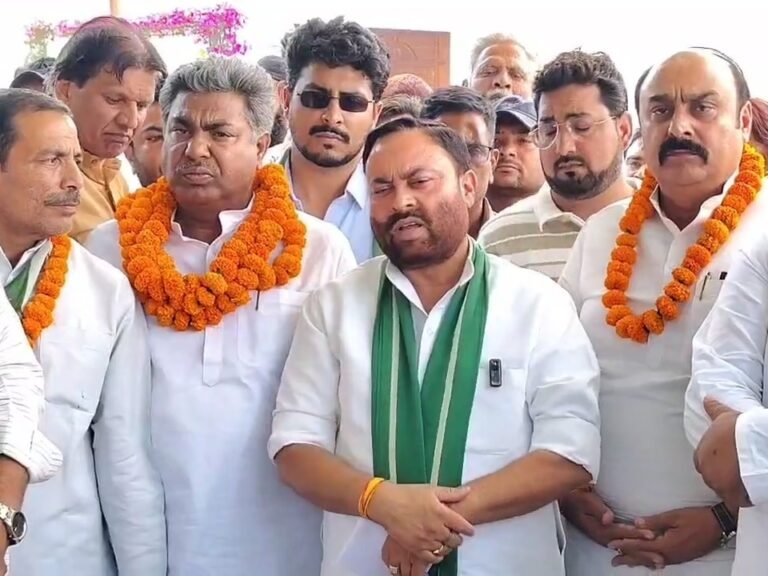 पूर्व विधायक नूर सलीम राना ने किया सपा को बॉय-बॉय