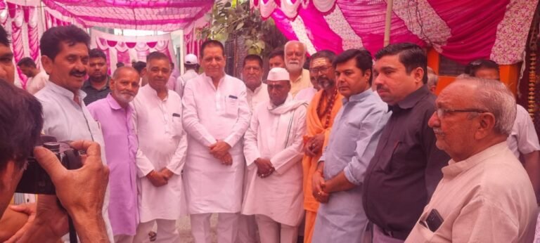 भगवान परशुराम जन्मोत्सव पर हवन यज्ञ के साथ भंडारे का आयोजन