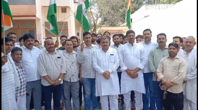 भाजपा किसान मोर्चा ने किया कलेक्ट्रेट में विरोध-प्रदर्शन, किसान नेताओं को नसीहत