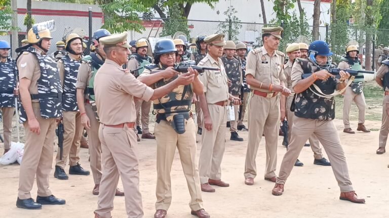 आपरेशन सिंदूर नगर में हाई अलर्ट के बीच रेलवे स्टेशन पर चैकिंग अभियान