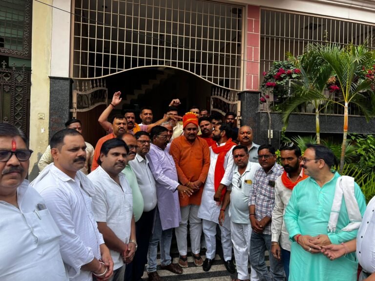 देशभक्त किसान नेता का हिंदू संगठनों ने किया अभिनंदन