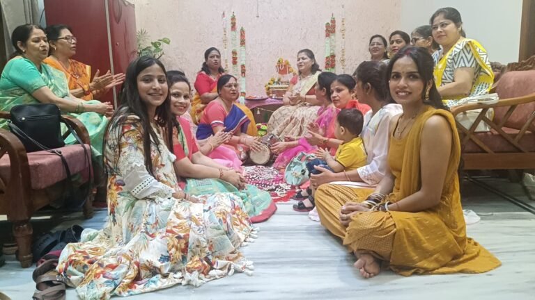 आस्था और विश्वास के बीच धूमधाम से मना वट सावित्री व्रत