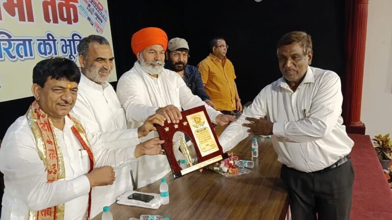 सच्चाई अभी तक के स्थापना दिवस पर एक मंच पर जुटे आम-ओ-खास