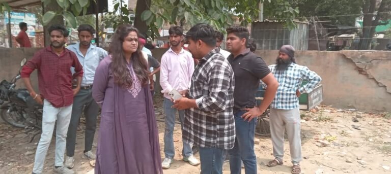 नई कंपनी पर लगाए उत्पीड़न करने के आरोप, दिया धरना