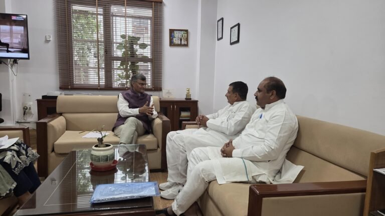 उच्च टैरिफ के साथ भारत-अमेरिका कृषि व्यापार समझौते में भारतीय बाजार को उन विशिष्ट कृषि उत्पादों के लिए खोला जा सकता है, जिनसे भारत के किसानों को नुकसान न हो-अशोक बालियान