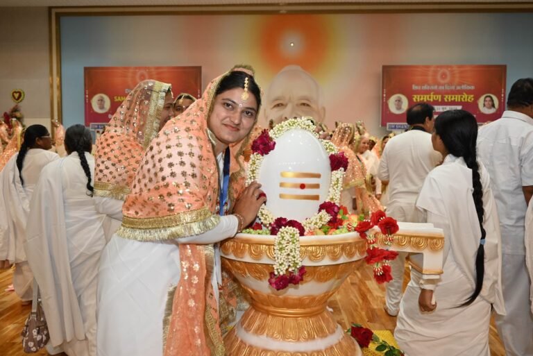 सौ बेटियां बनीं शिवप्रिया, परमात्मा को बनाया जीवन साथी