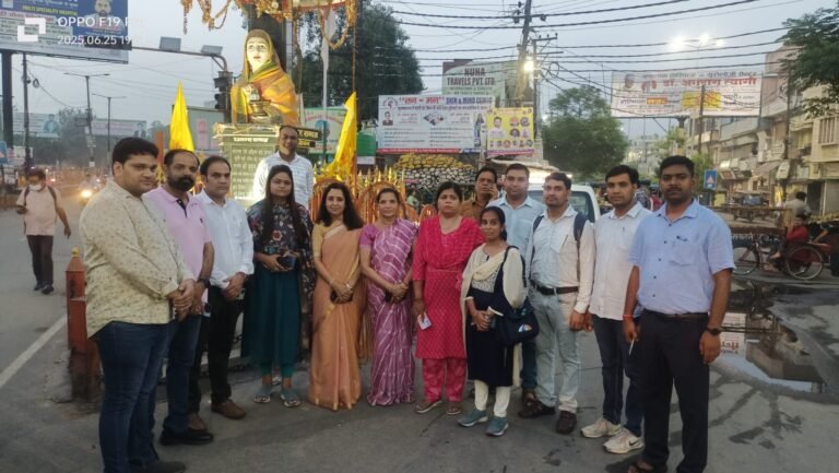 कांवड़ की तैयारियों को लेकर सड़कों पर उतरी चेयरपर्सन