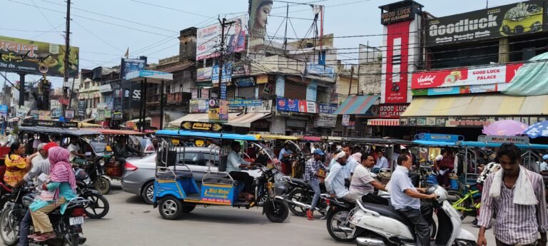 चेयरपर्सन ने वार्डों में पहुंच जाना, जलभराव का सच