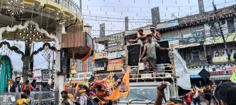 शिवरात्रि पर भजन संध्या में बिखरा भक्ति का जलवा