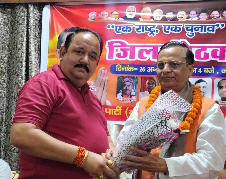 शारदा बोले: औरंगजेब और बाबर की नाजायज औलाद हैं कांग्रेस-सपा