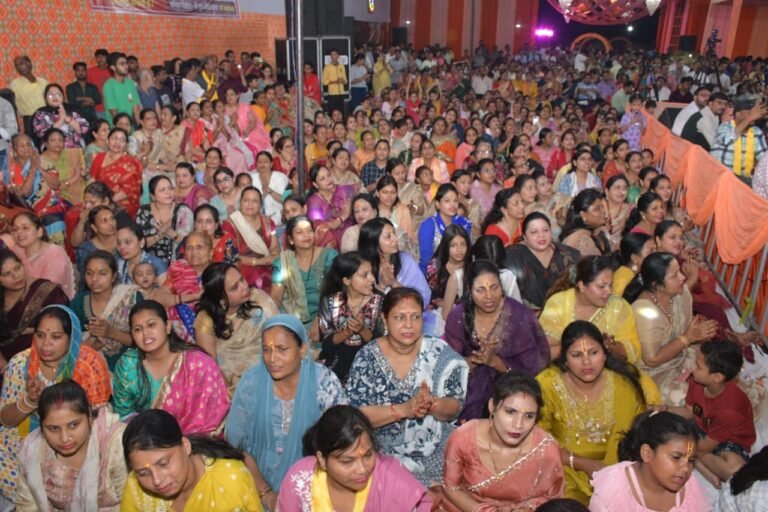 श्याम बाबा की भक्ति में देर रात्रि तक झूमते रहे आम ओ खास