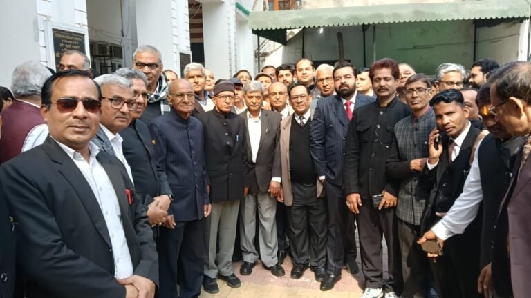 बजा डिस्ट्रिक्ट बार संघ के चुनाव का बिगुल, कुल 2369 अधिवक्ता करेंगे मताधिकार का प्रयोग