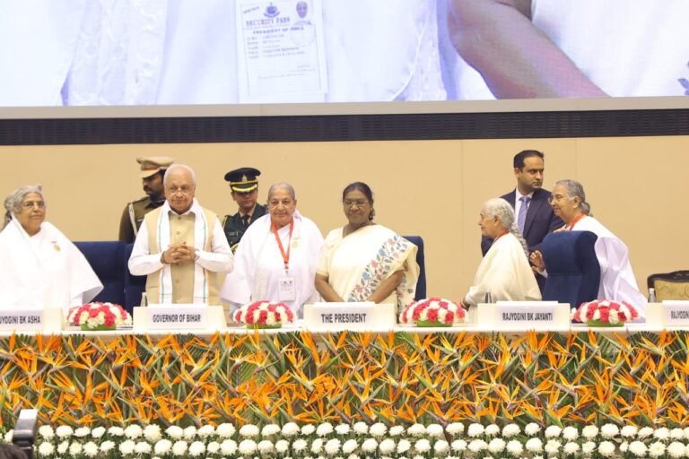 जिम्मेदार नागरिक बन नैतिकता और आध्यात्मिकता द्वारा समृद्ध राष्ट्र की नींव- द्रौपदी मुर्मू