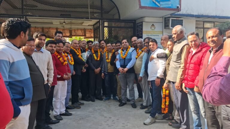 राजेश जैन बने अध्यक्ष व सौरभ जैन को सचिव का जिम्मा जैन स्कूल कमैटी की प्रबन्ध समिति की कार्यकारिणी घोषित