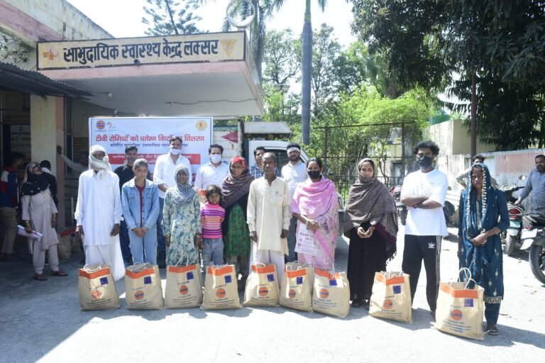 इंडियन ऑयल कॉर्पोरेशन ने क्षय रोगियों को वितरित की पोषण किट