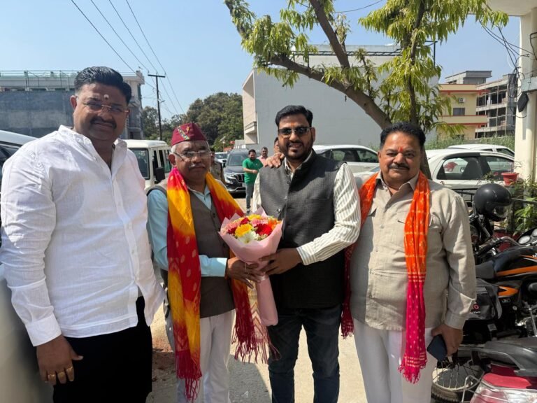 पालिका अध्यक्ष राजीव शर्मा ने किया कैबिनेट मंत्री मदन कौशिक का स्वागत