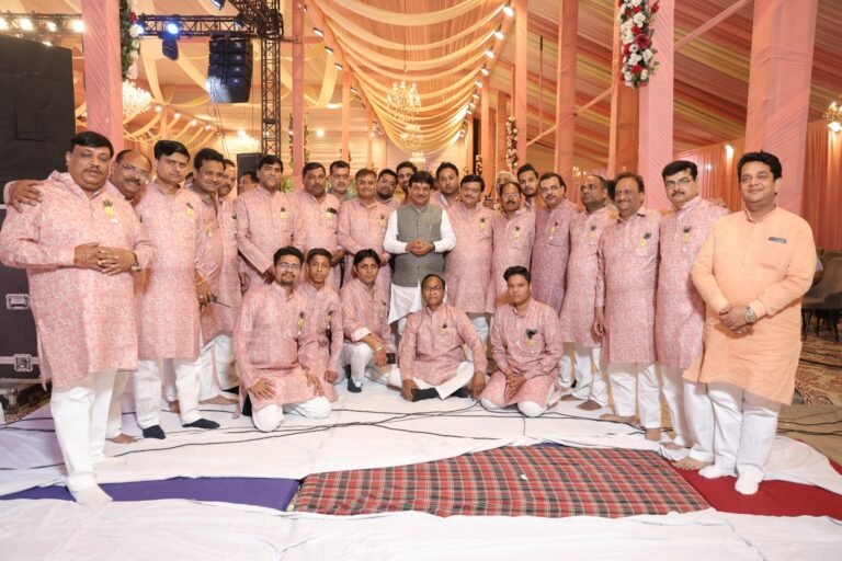 श्याम पधारे म्हारे गांव-2 के दूसरे दिन हुआ भव्य भजन संकीर्तन का आयोजन