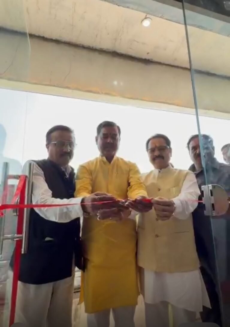 विधायक आदेश चौहान ने किया शील इंस्टीट्यूट की नवोदय नगर शाखा का शुभारंभ
