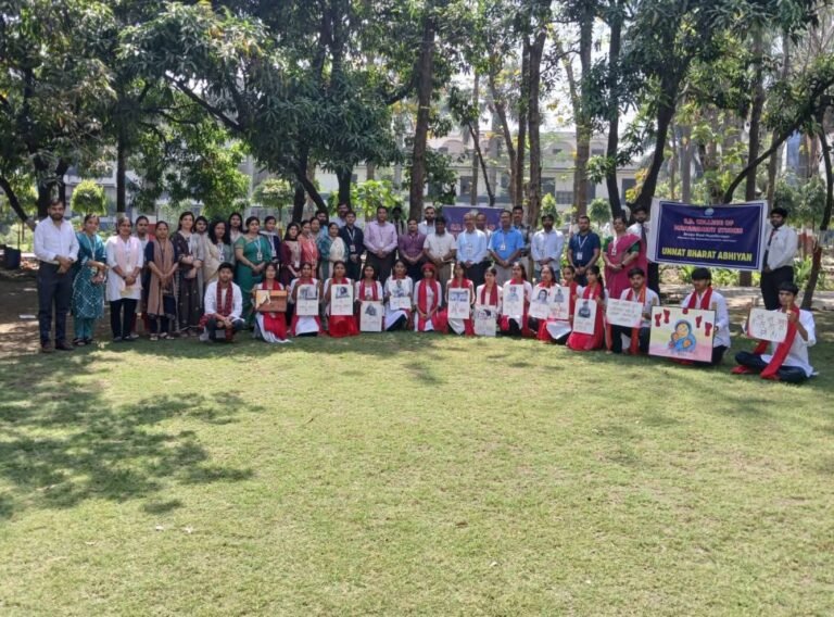 एसडी कॉलेज ऑफ़ मैनेजमेंट में “नारी नहीं अबला, शक्ति का स्वरूप है” विषय पर आयोजित नुक्कड़ नाटक के माध्यम से दिया महिला सशक्तिकरण का संदेश