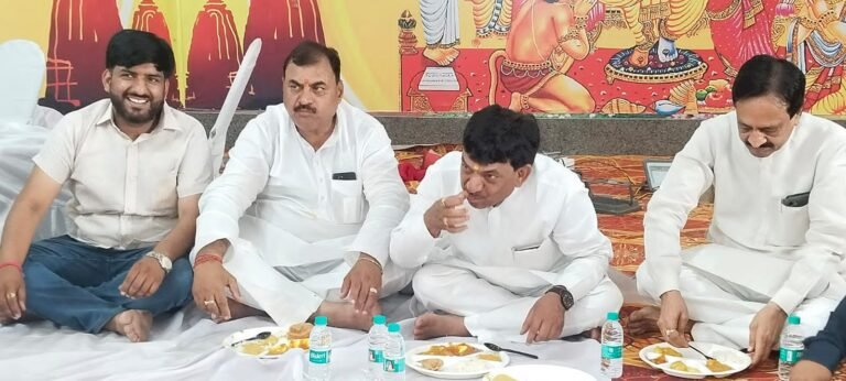 भजन संध्या एवं विशाल भंडारे के साथ श्री बालाजी जन्मोत्सव का हुआ समापन