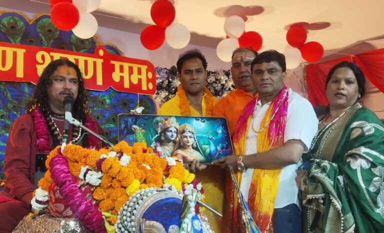 माता पिता की परिक्रमा कर प्रथम पूजा के अधिकारी बने गणेश-पंडित पवन कृष्ण शास्त्री