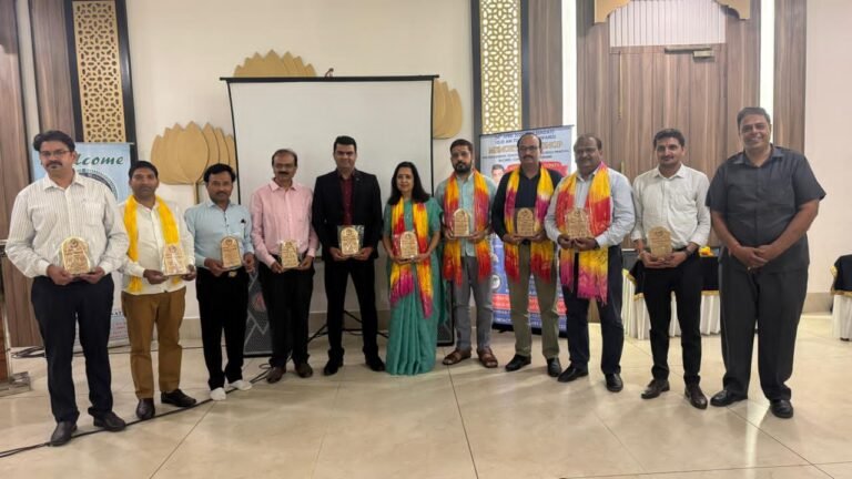 मेमोरी वर्कशॉप में किया मेधावियों को सम्मानित