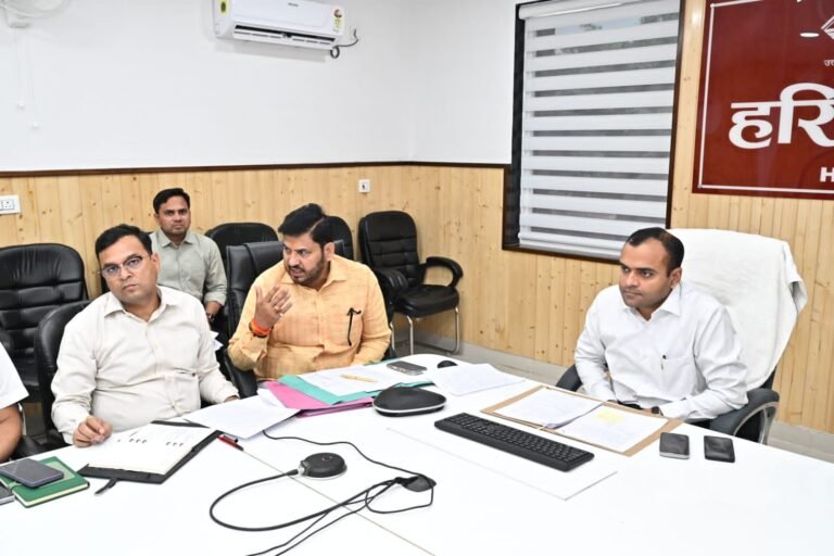 डीएम ने दिए भेल, सिडकुल एवं शिवालिक नगर पालिका क्षेत्र में सफाई व्यवस्था दुरूस्त करने के निर्देश