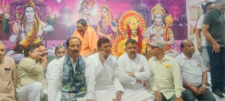 भगवान परशुराम जन्मोत्सव पर शिवचौक तक निकली  भव्य ध्वज यात्रा